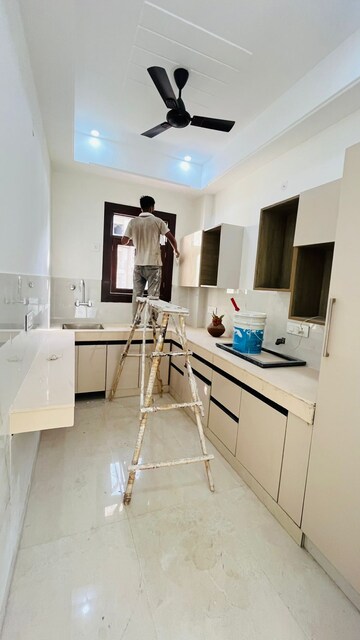 Kitchen in 2 BHK Builder Floor at Sector 46 – for Rent