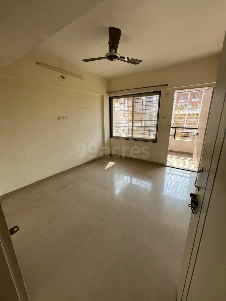 Room, sg-lanke-vishwajeet-residency 2 Bedroom 1015 Sq.Ft. Apartment In Kharadi Pune 9391629