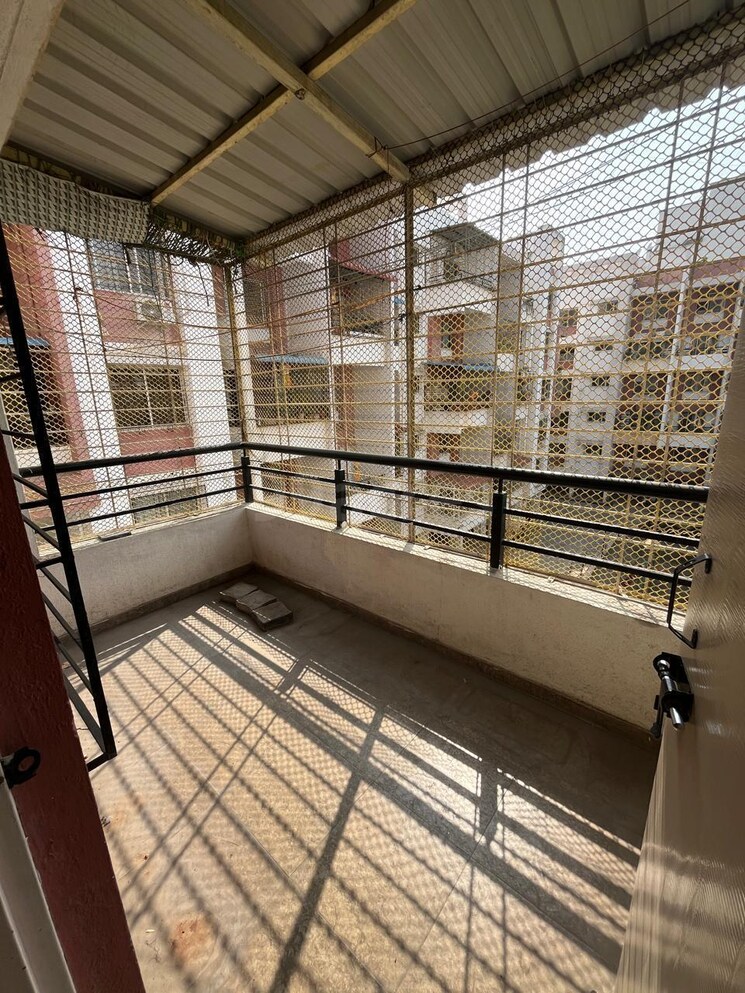 Balcony, sg-lanke-vishwajeet-residency 2 Bedroom 1015 Sq.Ft. Apartment In Kharadi Pune 9391629