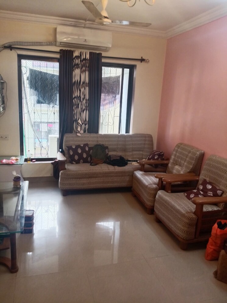 Living Room, sagar-chs-kandivali-west 1 Bedroom 425 Sq.Ft. Apartment In Kandivali West Mumbai 9391685