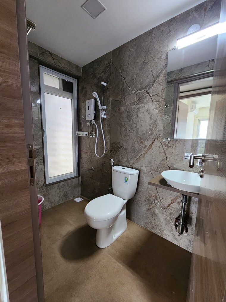 Bathroom, srishti-harmony-3-phase-1 2 Bedroom 667 Sq.Ft. Apartment In Andheri East Mumbai 9391773