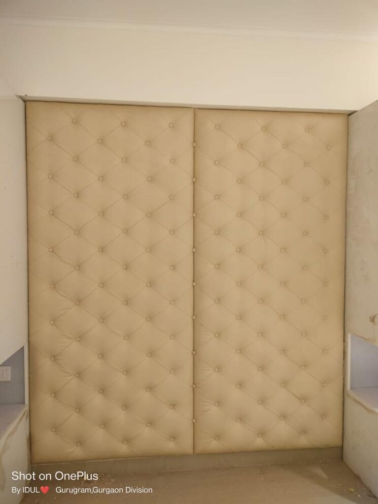 Room, antriksh-krishna-apartments 2.5 Bedroom 1350 Sq.Ft. Apartment In Sector 94 Gurgaon 9391828