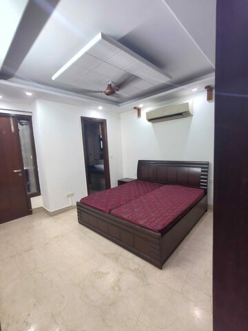 Bedroom in 3 BHK Builder Floor at New Rajinder Nagar – for Rent