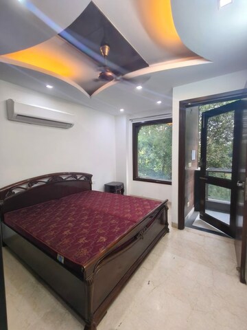 Bedroom in 3 BHK Builder Floor at New Rajinder Nagar – for Rent