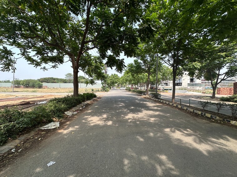 undefined, aditya-park-town  135 Sq.Yd. Plot In Mahurali Ghaziabad 9391955