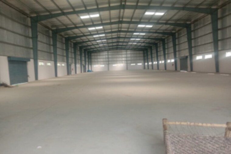  Parking, pace city 2 Commercial Warehouse 12000 Sq.Ft. In Pace City 2 Gurgaon 9391968