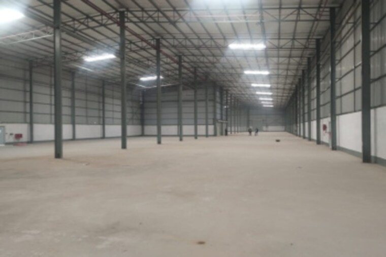  Parking, pace city 2 Commercial Warehouse 9000 Sq.Ft. In Pace City 2 Gurgaon 9391999