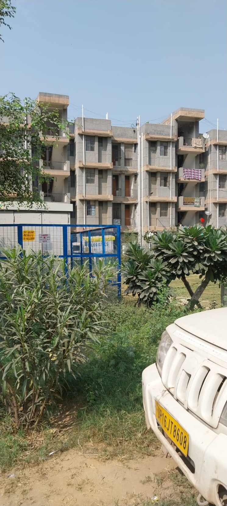 Exterior View, sector 10 greater noida 1 Bedroom 30 Sq.Mt. Apartment In Sector 10 Greater Noida Greater Noida 9392017