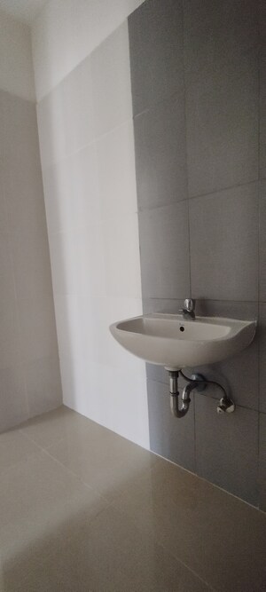 Bathroom in 3 BHK Apartment at Nanded Asawari, Nanded – for Rent