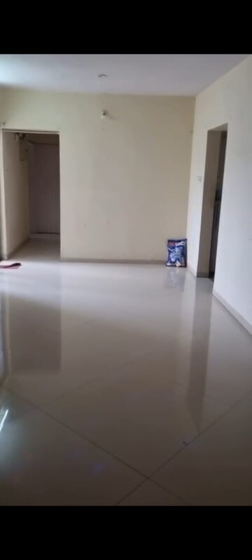Room in 2 BHK Apartment at Paranjape Gloria Grace, Bavdhan – for Sale