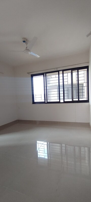 Room in 3 BHK Apartment at Nanded Asawari, Nanded – for Rent