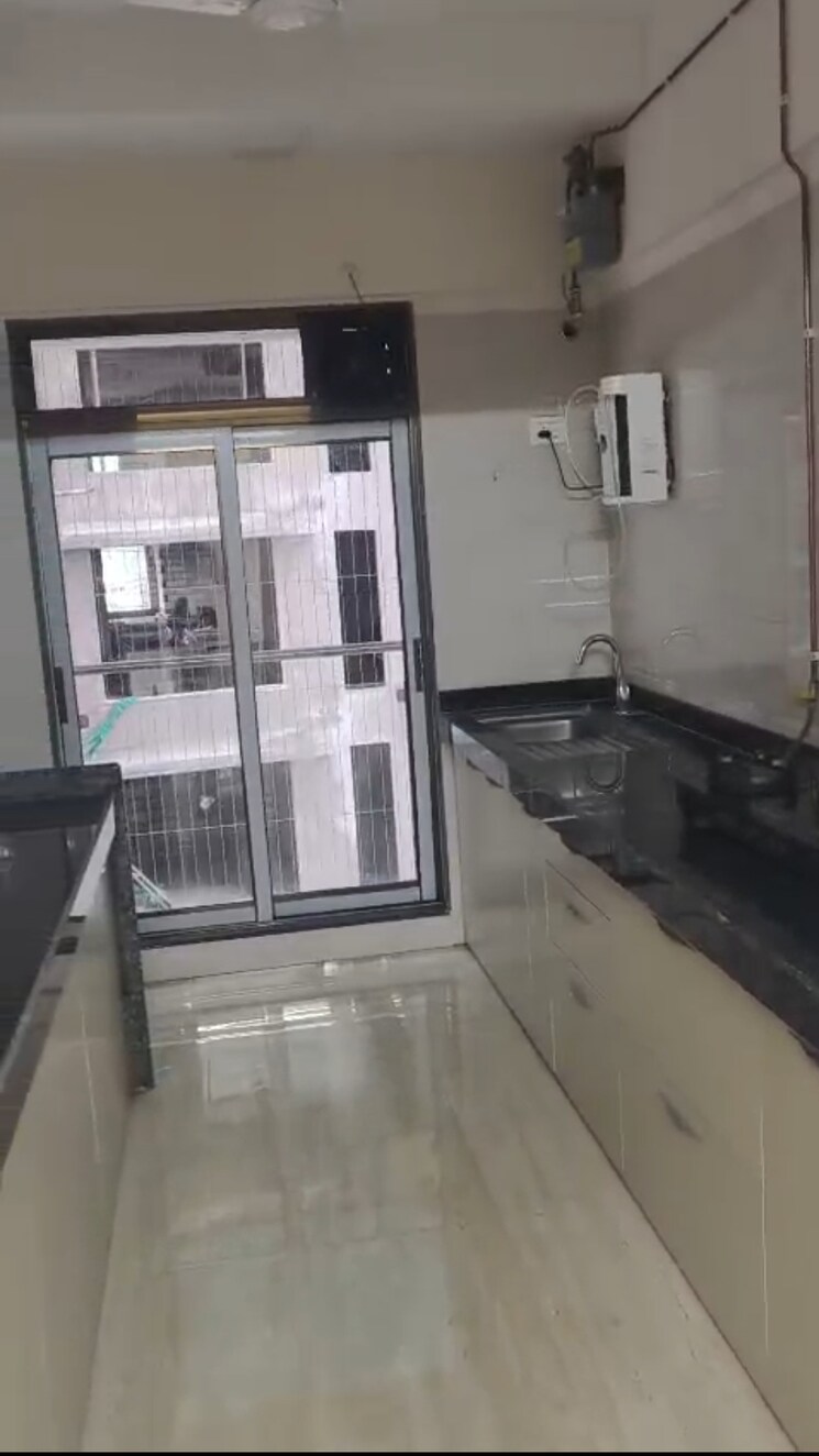 Kitchen, je-and-vee-madhuban 3 Bedroom 1100 Sq.Ft. Apartment In Malad East Mumbai 9392151