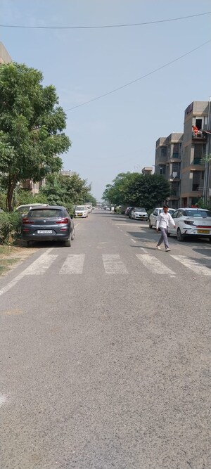 Parking in 1 BHK Apartment at Sector 10 Greater Noida – for Sale