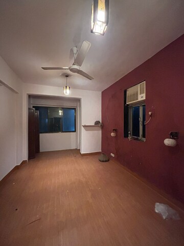 Room in 1 BHK Apartment at Vile Parle Mahaveer, Vile Parle West – for Rent