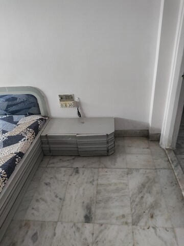 Parking in 1 BHK Apartment at Vile Parle Mahaveer, Vile Parle West – for Rent