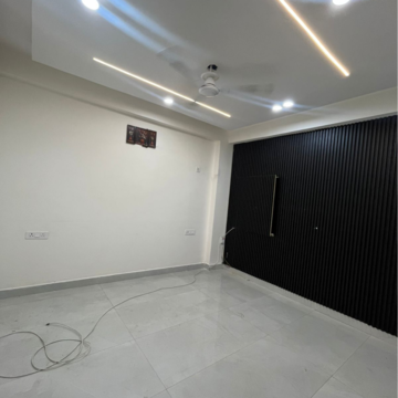 Room in 2 BHK Builder Floor at Chattarpur – for Rent