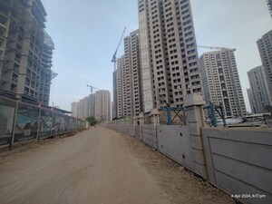  Shop – Exterior View View at Taloja - for Sale