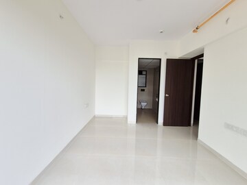 Room in 1 BHK Apartment at Runwal My City Phase II Cluster 05, Dombivli East – for Rent