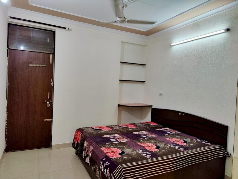 Bedroom, super-mart-1 1 RK 500 Sq.Ft. Builder Floor In Sector 27 Gurgaon 9392112
