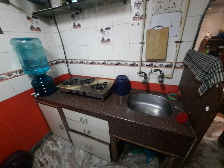 Team Area, silver-castle-andheri-east 1 RK 300 Sq.Ft. Apartment In Andheri East Mumbai 9392188