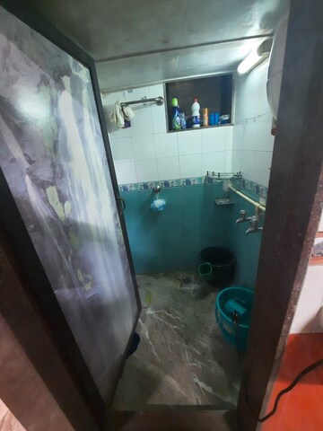 Building Lobby in 1 RK Apartment at Silver Castle Andheri East, Andheri East – for Rent