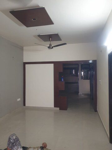 Room in 2 BHK Independent House at Sector 15a – for Rent
