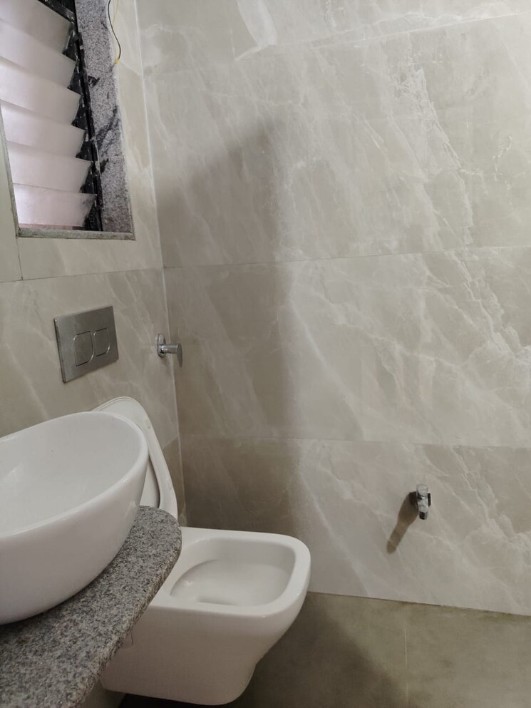 Bathroom, swarna-chs 3 Bedroom 1500 Sq.Ft. Apartment In Kharghar Sector 7 Navi Mumbai 9392175