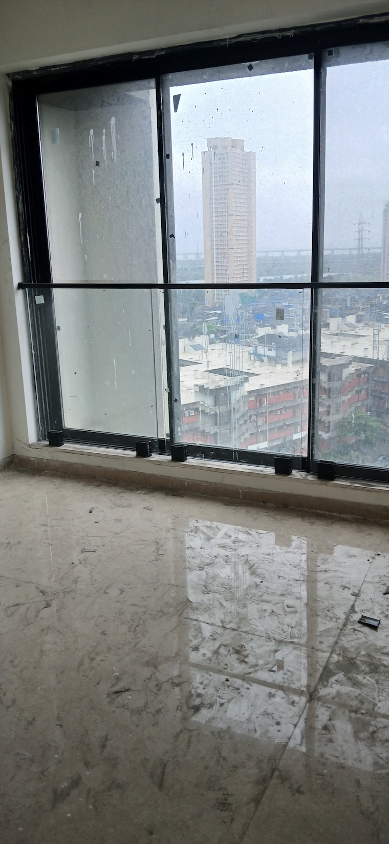 Room, dosti-eastern-bay 3.5 Bedroom 1155 Sq.Ft. Apartment In Wadala Mumbai 9392102
