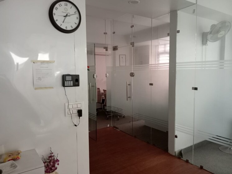 Bathroom, motiaz-royal-citi Commercial Office Space 900 Sq.Ft. In Ambala Highway Zirakpur 9392203