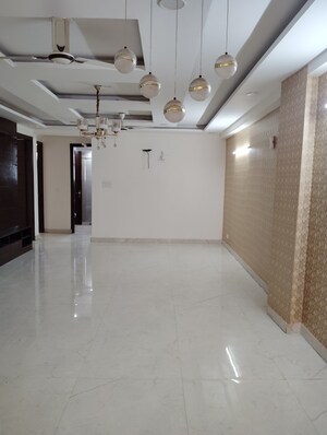Room in 4 BHK Builder Floor at Ashoka Enclave – for Sale