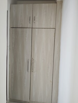 Building Lobby in 4 BHK Builder Floor at Ashoka Enclave – for Sale