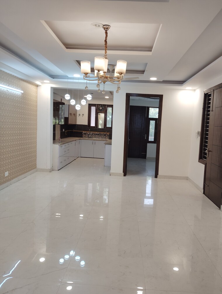 Room, ashoka enclave 4 Bedroom 1800 Sq.Ft. Builder Floor In Ashoka Enclave Faridabad 9392238