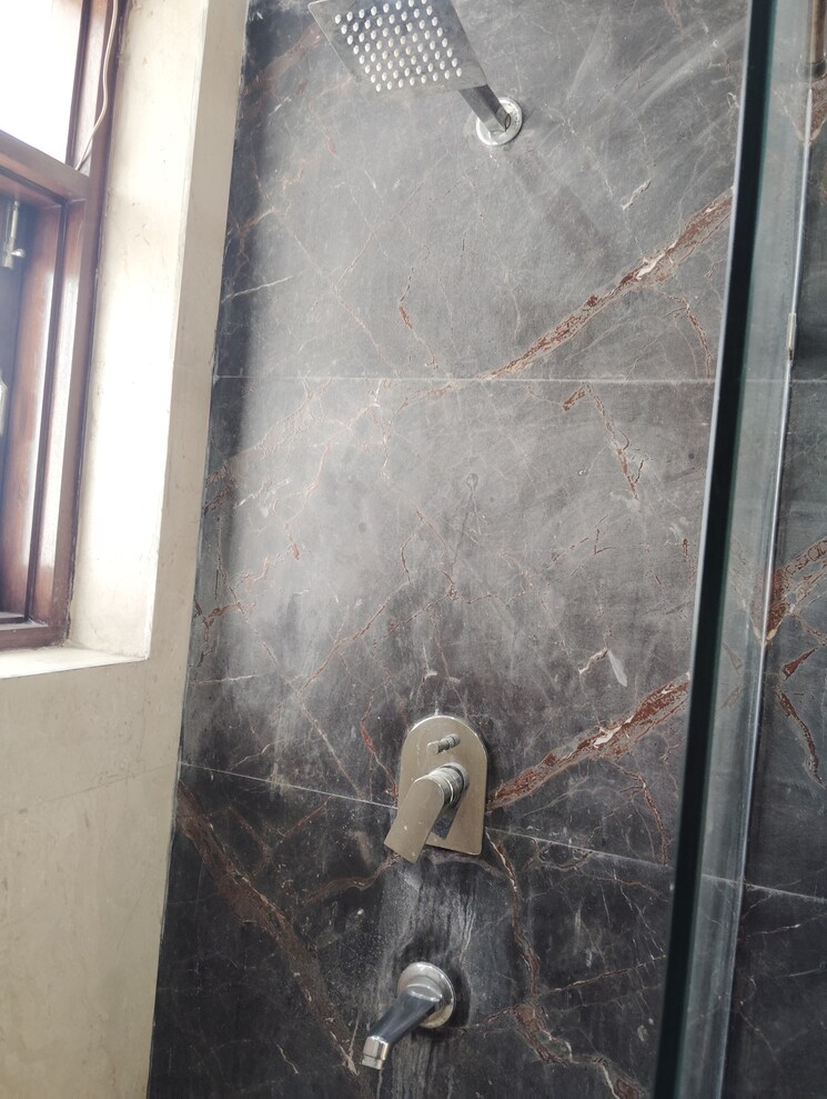 Balcony, ashoka enclave 4 Bedroom 1800 Sq.Ft. Builder Floor In Ashoka Enclave Faridabad 9392238