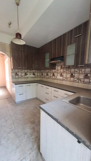 Kitchen in 2 BHK Builder Floor at Unitech Woodstock Floors, Sector 50 – for Rent