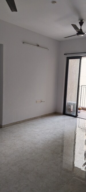 1.5 BHK Apartment For Rent in Lodha Palava City Lakeshore Greens, Dombivli East