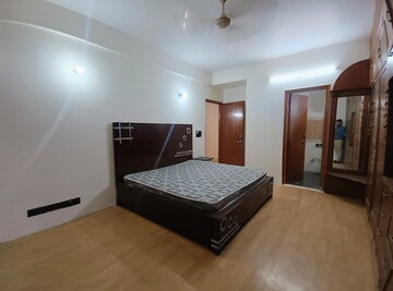 Bedroom in 2 BHK Builder Floor at Sector 46 – for Rent