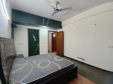 Bedroom in 2 BHK Builder Floor at Sector 46 – for Rent