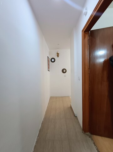 Building Lobby in 2 BHK Builder Floor at Sector 46 – for Rent