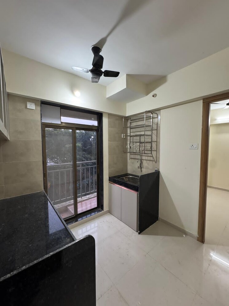 Living Room, k-m-horizon-palms 2 Bedroom 605 Sq.Ft. Apartment In Owale Thane 9392283