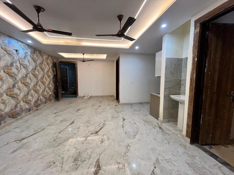 Bedroom, sector 107 3 Bedroom 1400 Sq.Ft. Builder Floor In Sector 107 Noida 9392272