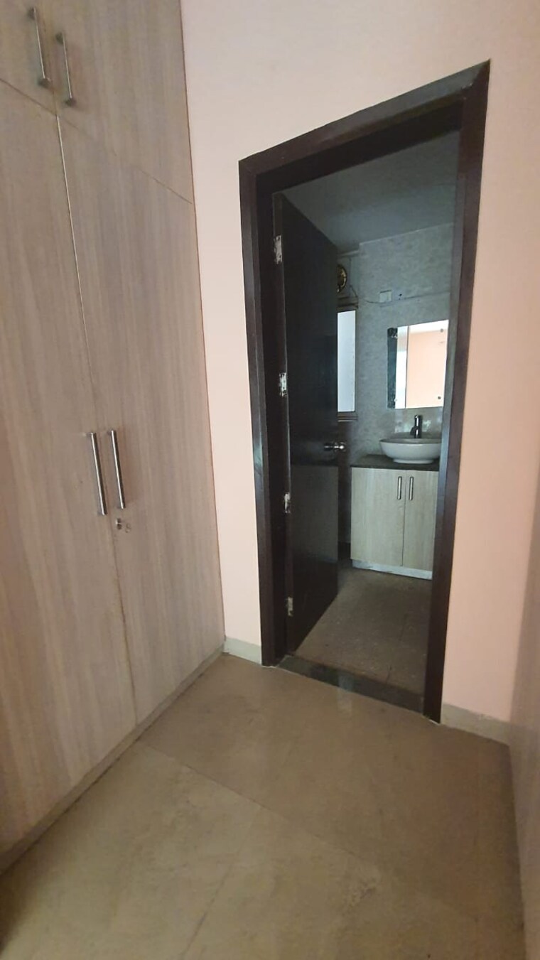 Room, unitech-woodstock-floors 3 Bedroom 1400 Sq.Ft. Builder Floor In Sector 50 Gurgaon 9392287