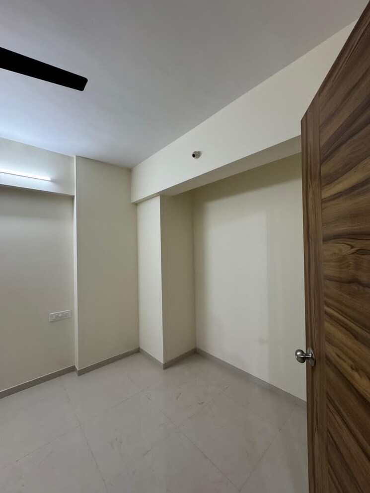 Room, k-m-horizon-palms 1 Bedroom 450 Sq.Ft. Apartment In Owale Thane 9392295