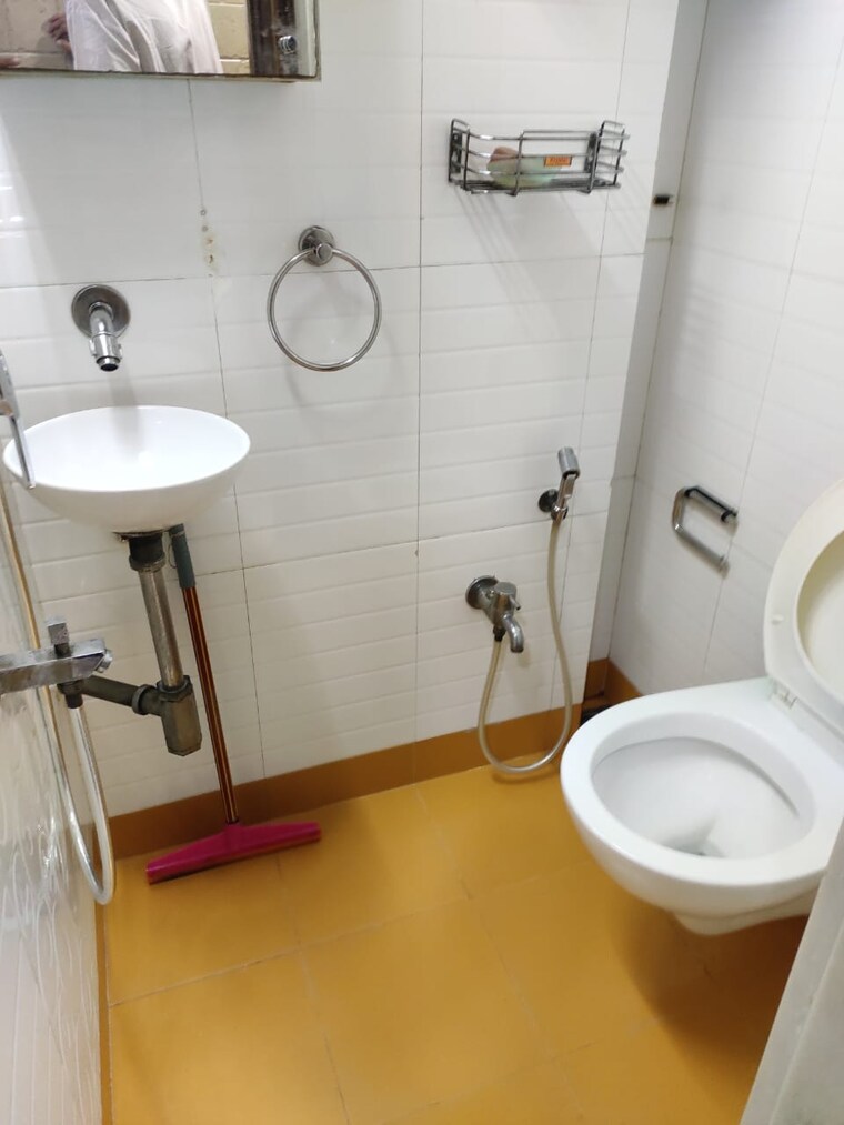Bathroom, marble-arch-apartment 2 Bedroom 950 Sq.Ft. Apartment In Andheri West Mumbai 9392292