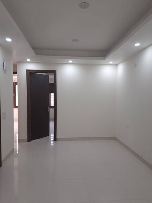 2 BHK Builder Floor For Rent in Sector 15