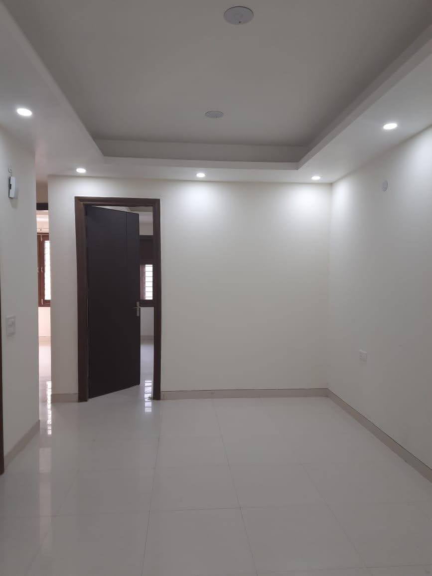 2 BHK Builder Floor For Rent in Sector 15