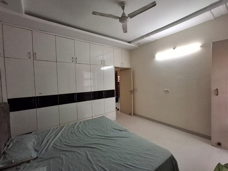 Bedroom, vip road 3 Bedroom 1800 Sq.Ft. Apartment In Vip Road Zirakpur 9392320