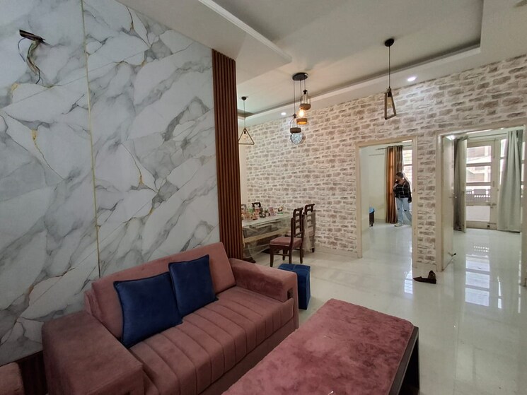 Living Room, vip road 3 Bedroom 1800 Sq.Ft. Apartment In Vip Road Zirakpur 9392320