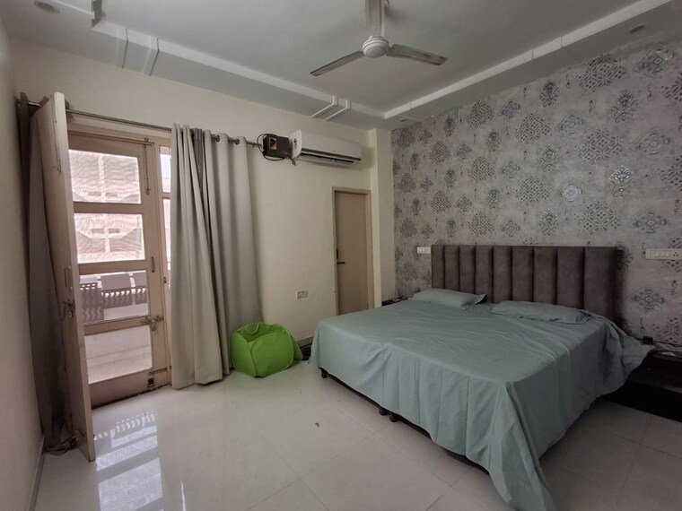 Bedroom, vip road 3 Bedroom 1800 Sq.Ft. Apartment In Vip Road Zirakpur 9392320