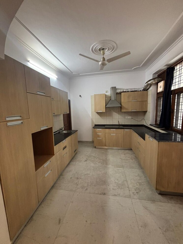 Living Room, sector 40 3 Bedroom 2502 Sq.Ft. Builder Floor In Sector 40 Gurgaon 9392342