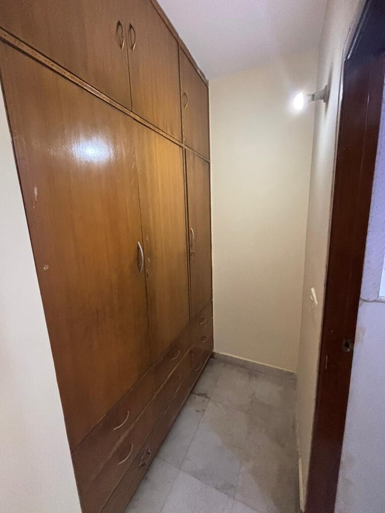 undefined, sector 40 3 Bedroom 2502 Sq.Ft. Builder Floor In Sector 40 Gurgaon 9392342